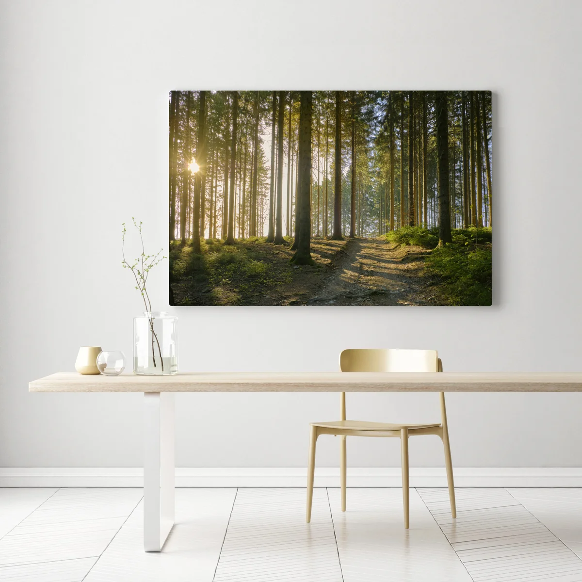 Leinwandbild sonniger waldweg im morgenlicht Leinwandbild sonniger waldweg im morgenlicht