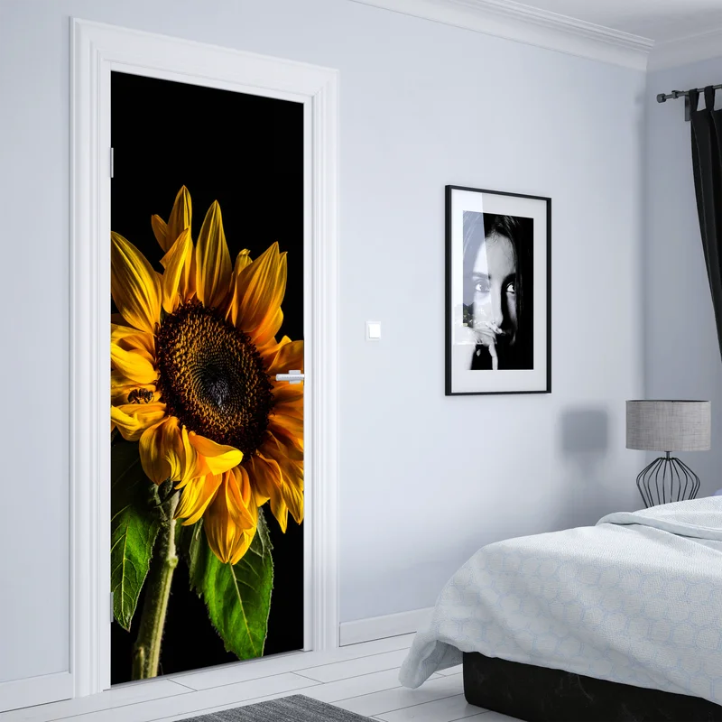 Türaufkleber goldene sonnenblume in nahaufnahme