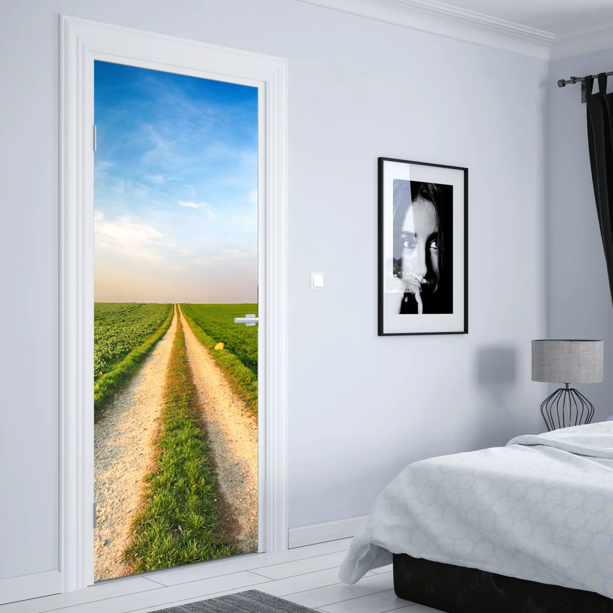 Türaufkleber feldweg durch grüne felder Türaufkleber feldweg durch grüne felder
