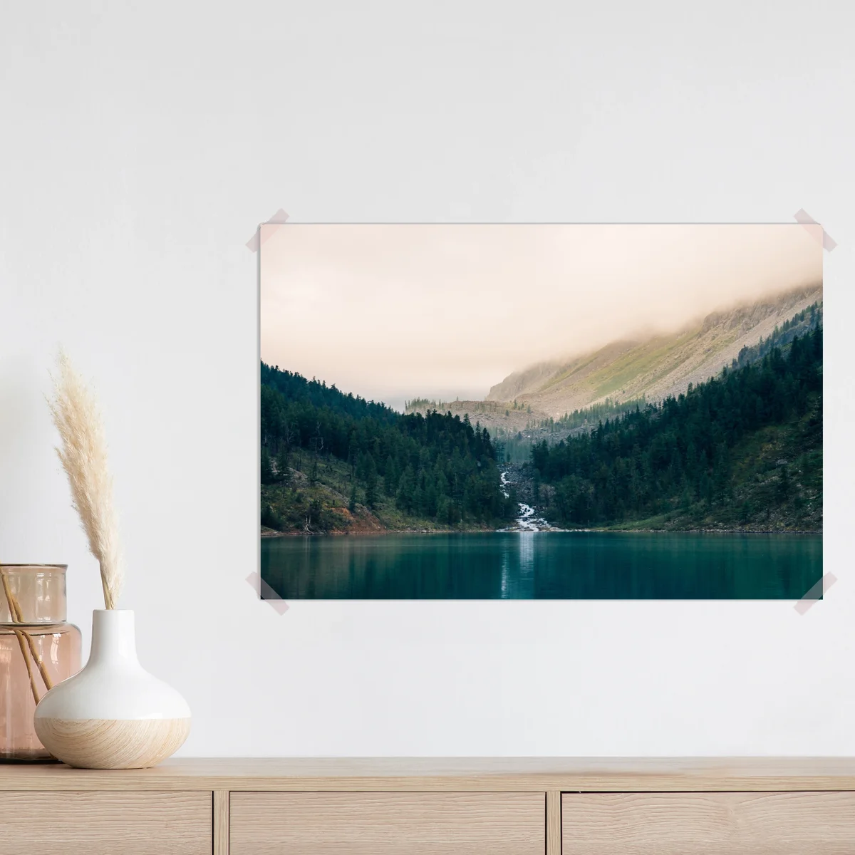 Poster nebeliger bergsee mit waldbach • Poster bei Wallnifity® Poster nebeliger bergsee mit waldbach • Poster bei Wallnifity®