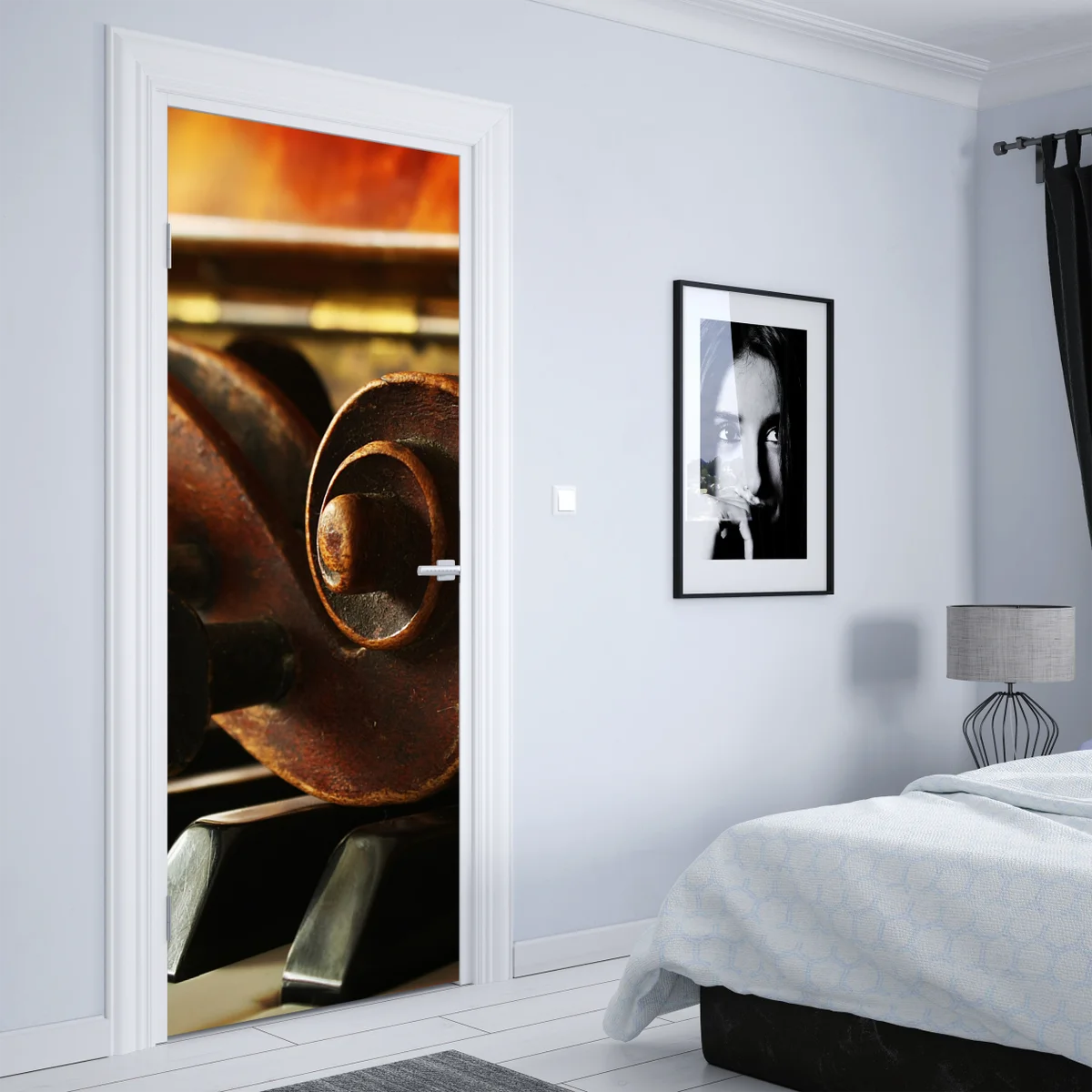 Türaufkleber vintage geigenkopf auf klaviertasten Türaufkleber vintage geigenkopf auf klaviertasten