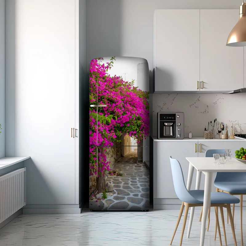 Kühlschrankaufkleber blühende bougainvillea in Naousa gasse