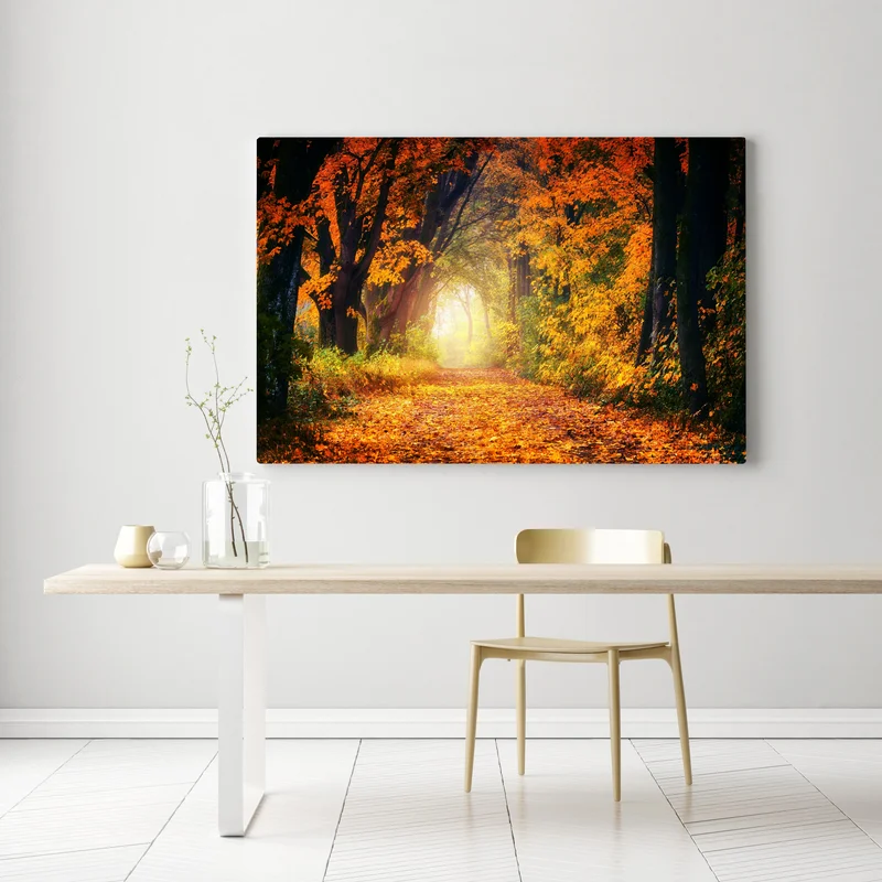 Leinwandbild herbstlicher waldpfad im goldenen licht Leinwandbild herbstlicher waldpfad im goldenen licht