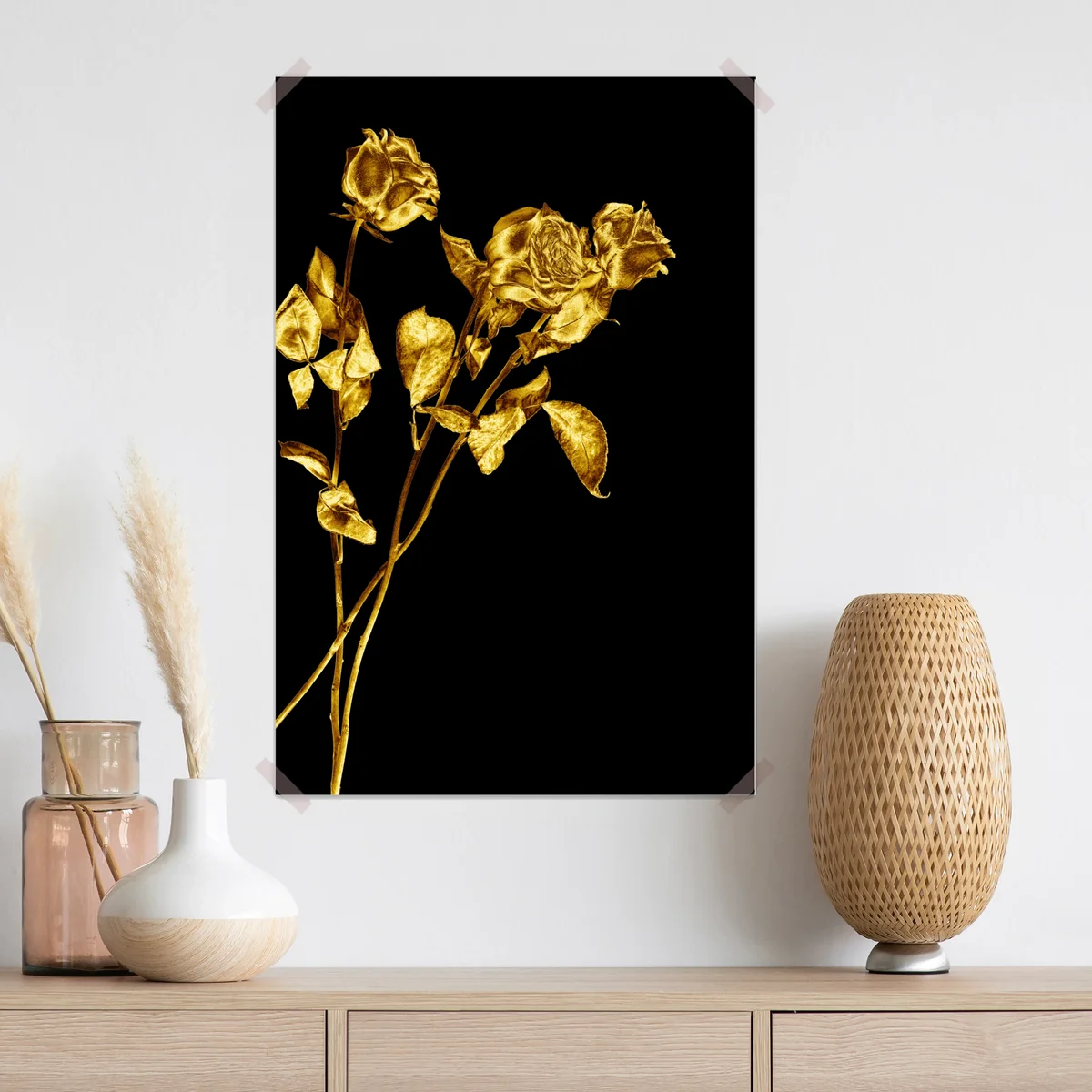 Poster goldene rosen vor schwarzem hintergrund Poster goldene rosen vor schwarzem hintergrund