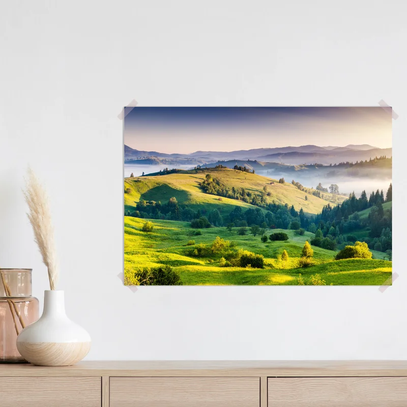Poster Sonnenuntergang in den Karpaten über sanften grünen Hügeln • Poster bei Wallnifity® Poster Sonnenuntergang in den Karpaten über sanften grünen Hügeln • Poster bei Wallnifity®