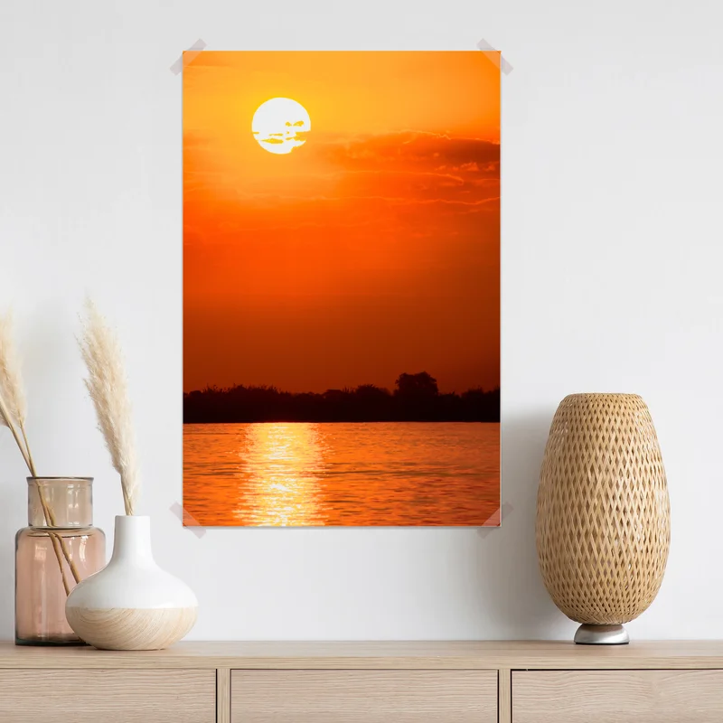 Poster goldener sonnenuntergang über ruhigem see Poster goldener sonnenuntergang über ruhigem see