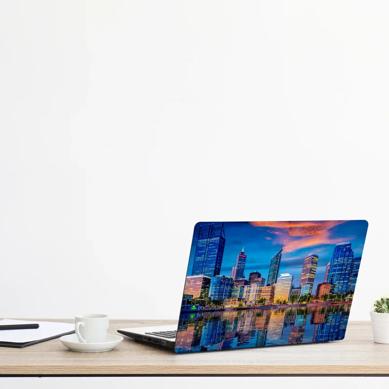 Naklejka na laptopa Perth panorama miasta o zachodzie słońca