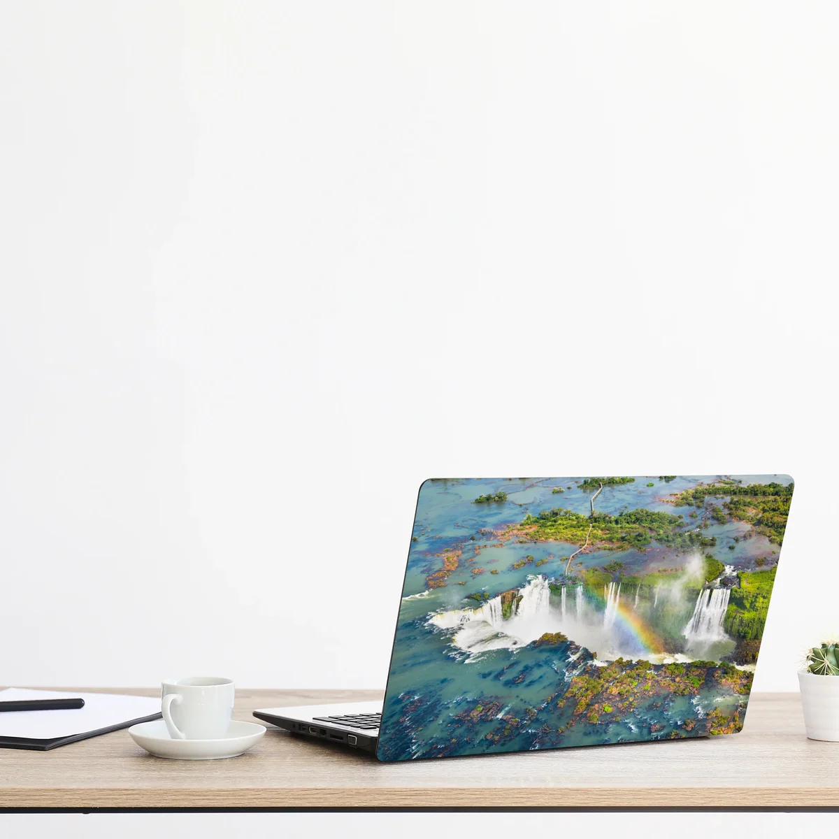 Laptop-Aufkleber luftaufnahme tropischer wasserfälle mit regenbogen Laptop-Aufkleber luftaufnahme tropischer wasserfälle mit regenbogen