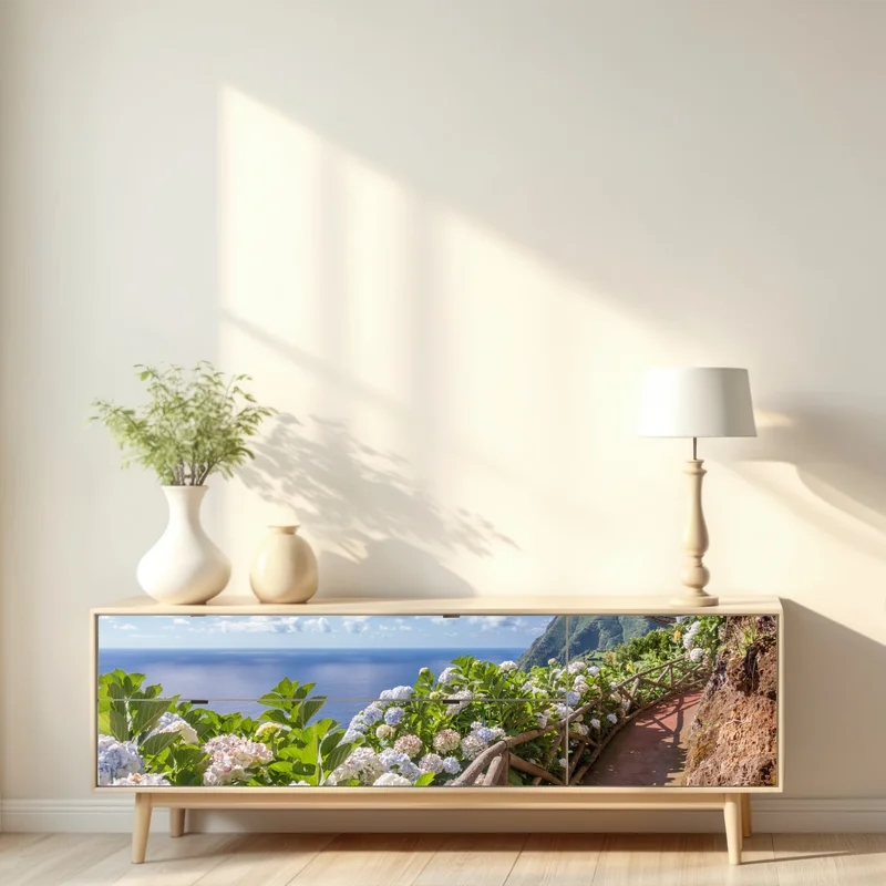 Repositionierbarer Aufkleber küstenweg mit hortensien, São Miguel, Azoren