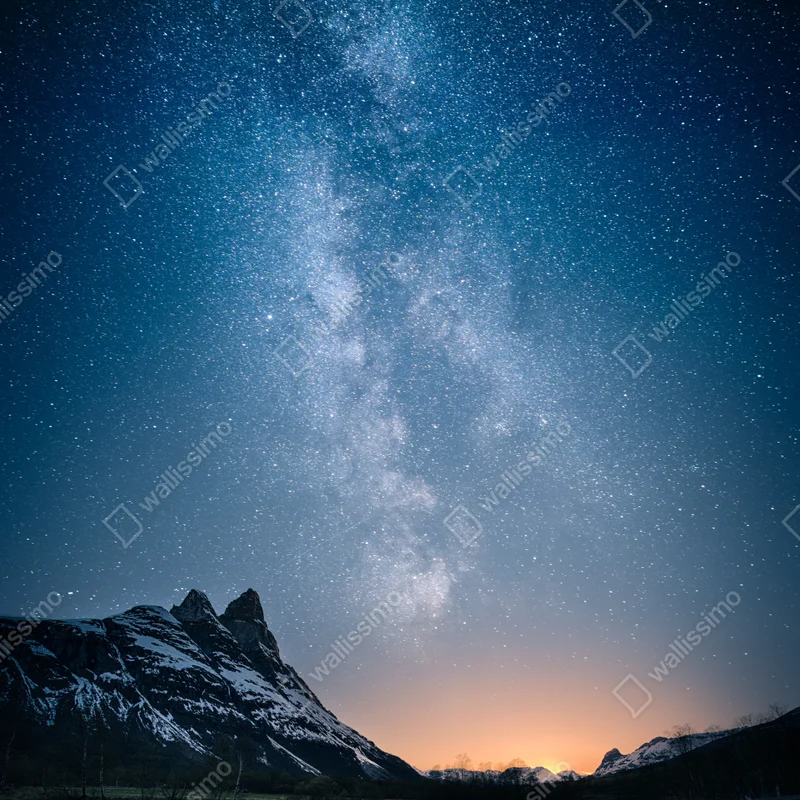 Türaufkleber milchstraße über bergspiegelung Türaufkleber milchstraße über bergspiegelung