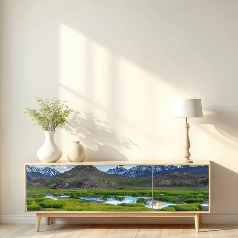 Repositionierbarer Aufkleber ruhiger bergsee im Himalaya im sommer