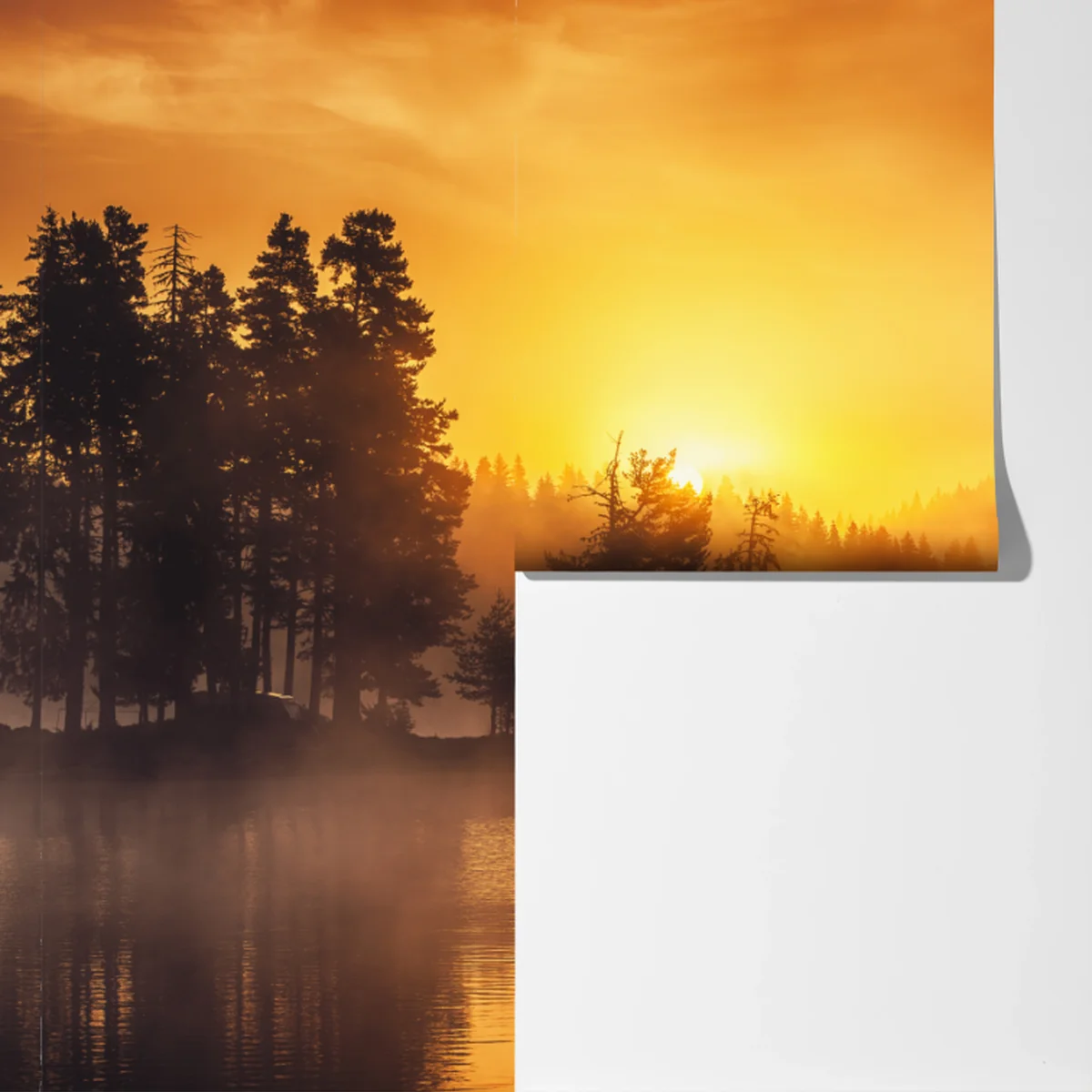 Fototapete goldener sonnenaufgang über dem nebligen see Fototapete goldener sonnenaufgang über dem nebligen see