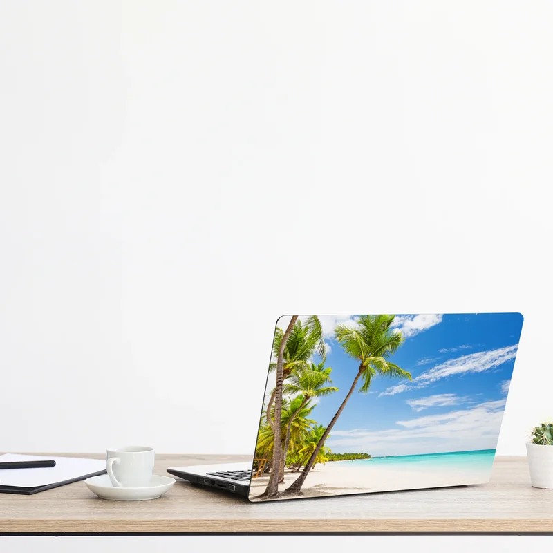 Naklejka na laptopa plaża z palmami w Punta Cana Naklejka na laptopa plaża z palmami w Punta Cana