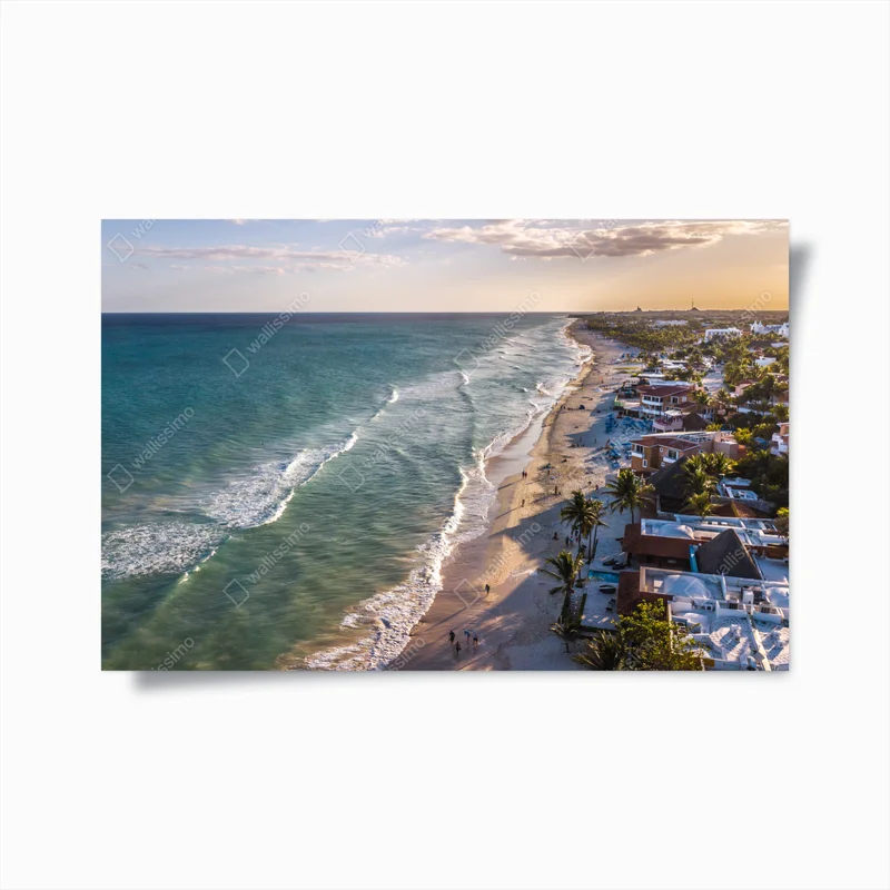 Poster sonnenbeschienene türkisfarbene küste bei sonnenuntergang • Poster bei Wallnifity® Poster sonnenbeschienene türkisfarbene küste bei sonnenuntergang • Poster bei Wallnifity®