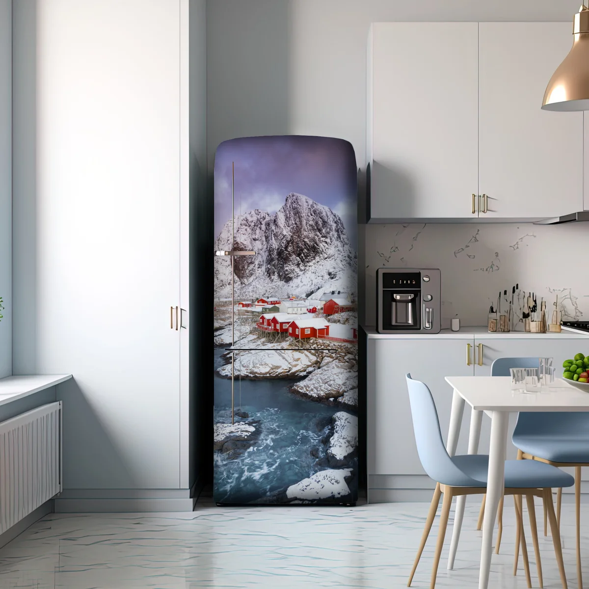 Kühlschrankaufkleber rote küstenhäuser vor schneebedecktem berg Kühlschrankaufkleber rote küstenhäuser vor schneebedecktem berg