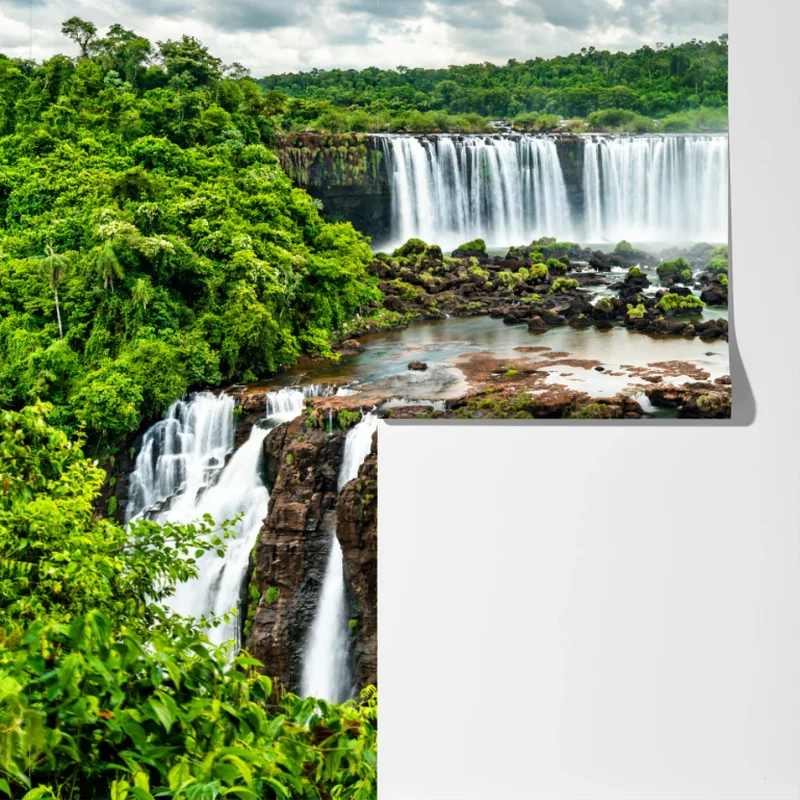 Fototapete panorama des üppigen grünen wasserfalls Fototapete panorama des üppigen grünen wasserfalls