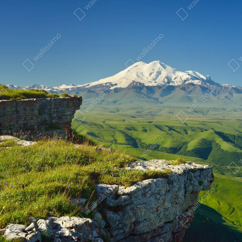 Repositionierbarer Aufkleber majestätischer Elbrus am morgen Repositionierbarer Aufkleber majestätischer Elbrus am morgen
