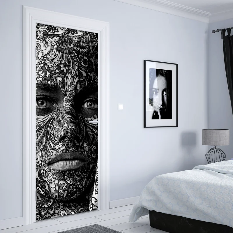 Türaufkleber ornamentales porträt mit floralen mustern