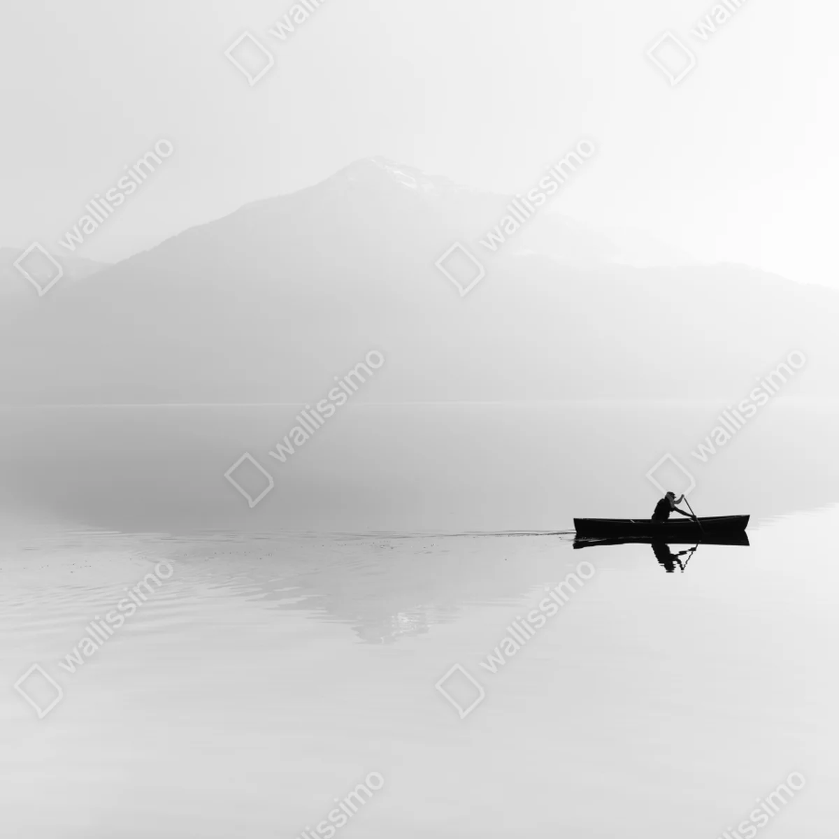 Leinwandbild einsamer ruderer auf einem nebligen see Leinwandbild einsamer ruderer auf einem nebligen see