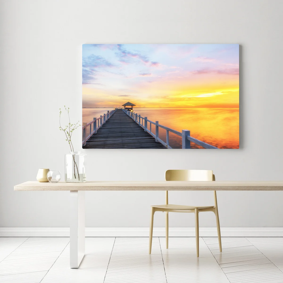 Leinwandbild hölzerner steg im sonnenaufgang Leinwandbild hölzerner steg im sonnenaufgang