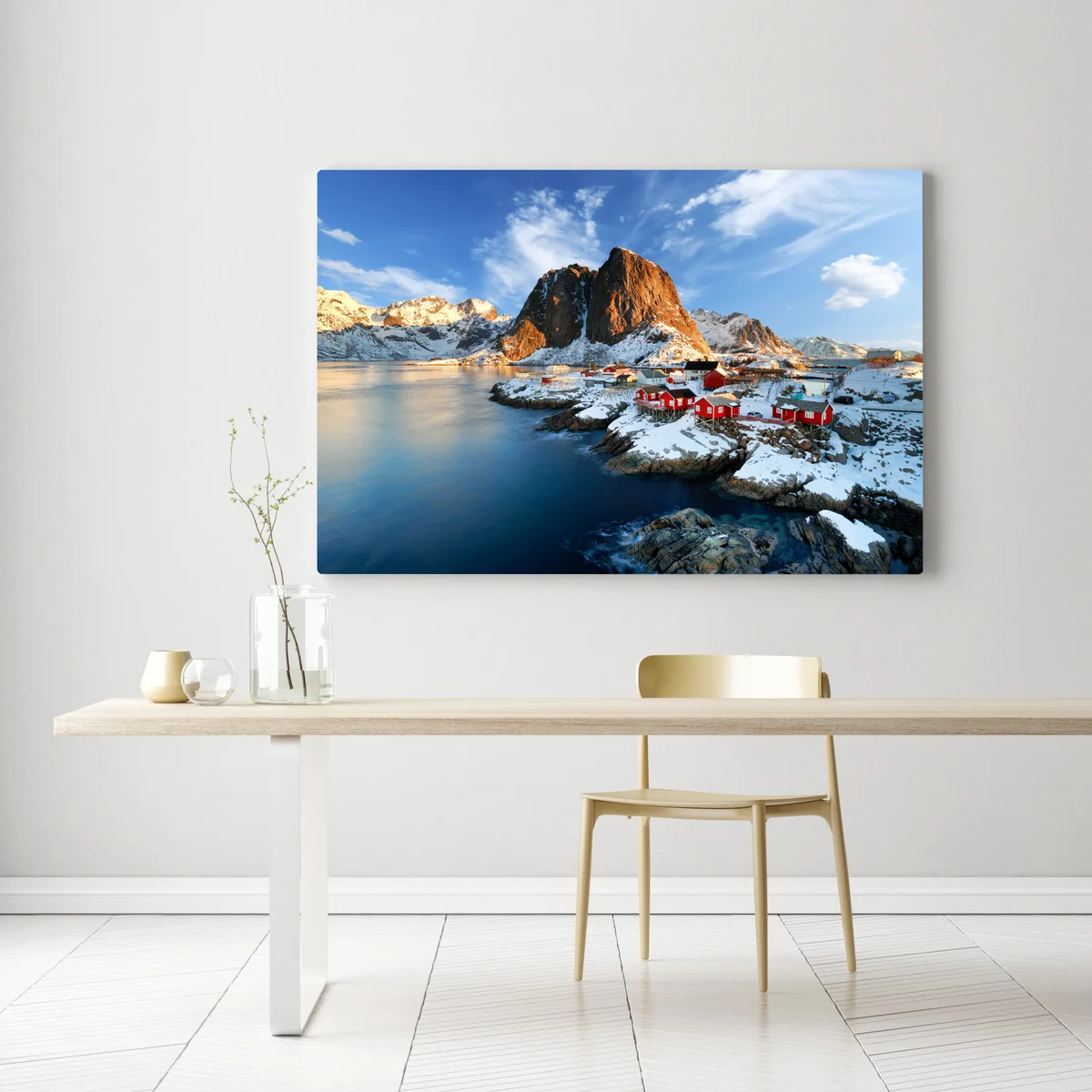 Leinwandbild sonnenbeschienenes Hamnøy am fjord Leinwandbild sonnenbeschienenes Hamnøy am fjord