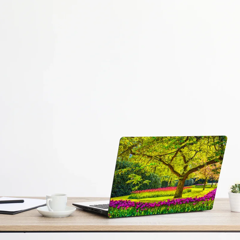 Naklejka na laptopa barwny ogród tulipanów w Keukenhof Naklejka na laptopa barwny ogród tulipanów w Keukenhof