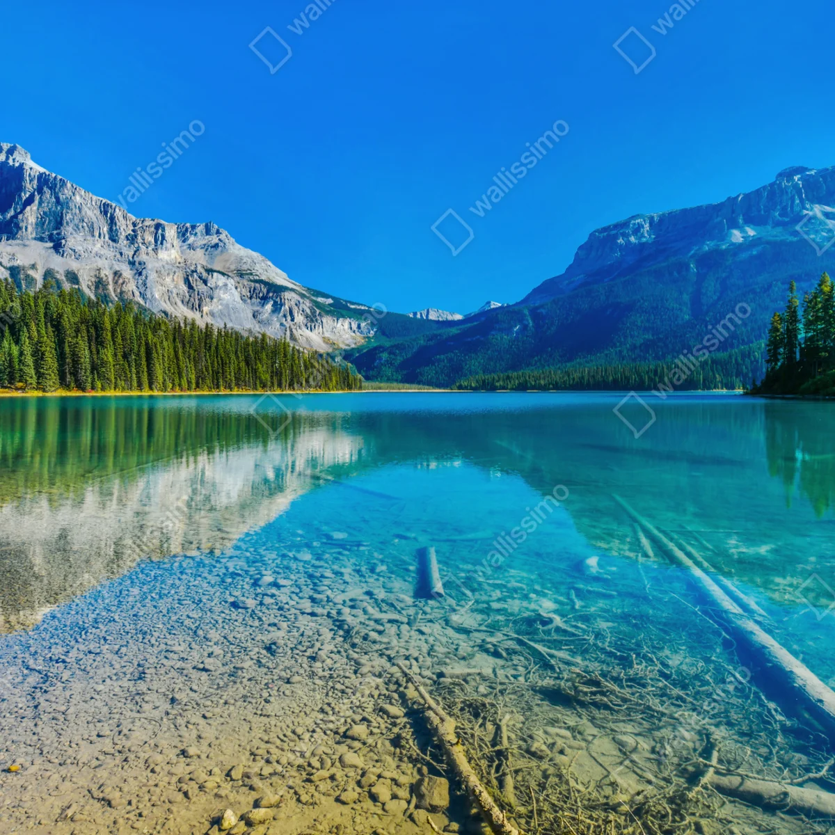 Fototapete türkises alpensee mit bergreflexionen Fototapete türkises alpensee mit bergreflexionen