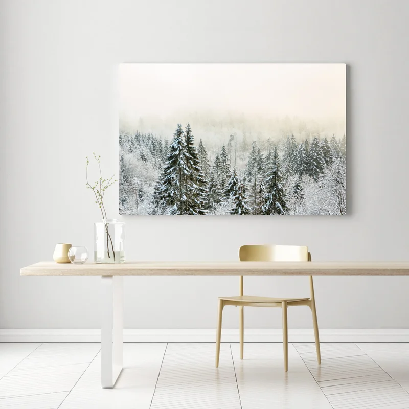 Leinwandbild verschneiter wald im sanften nebel Leinwandbild verschneiter wald im sanften nebel