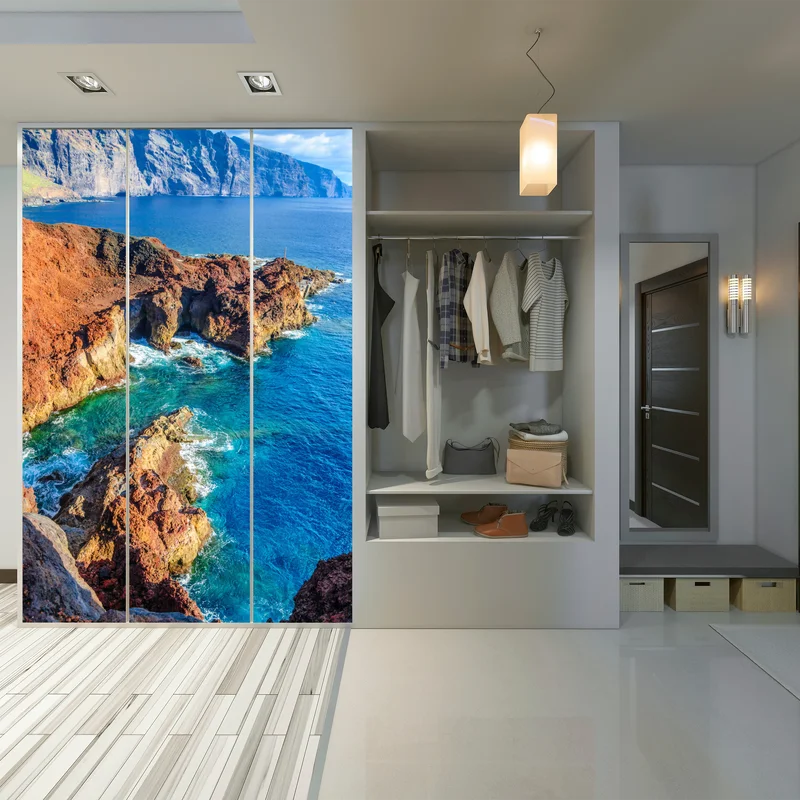 Schrankaufkleber dramatische klippen und türkisfarbenes meer bei Punto Teno, Teneriffa