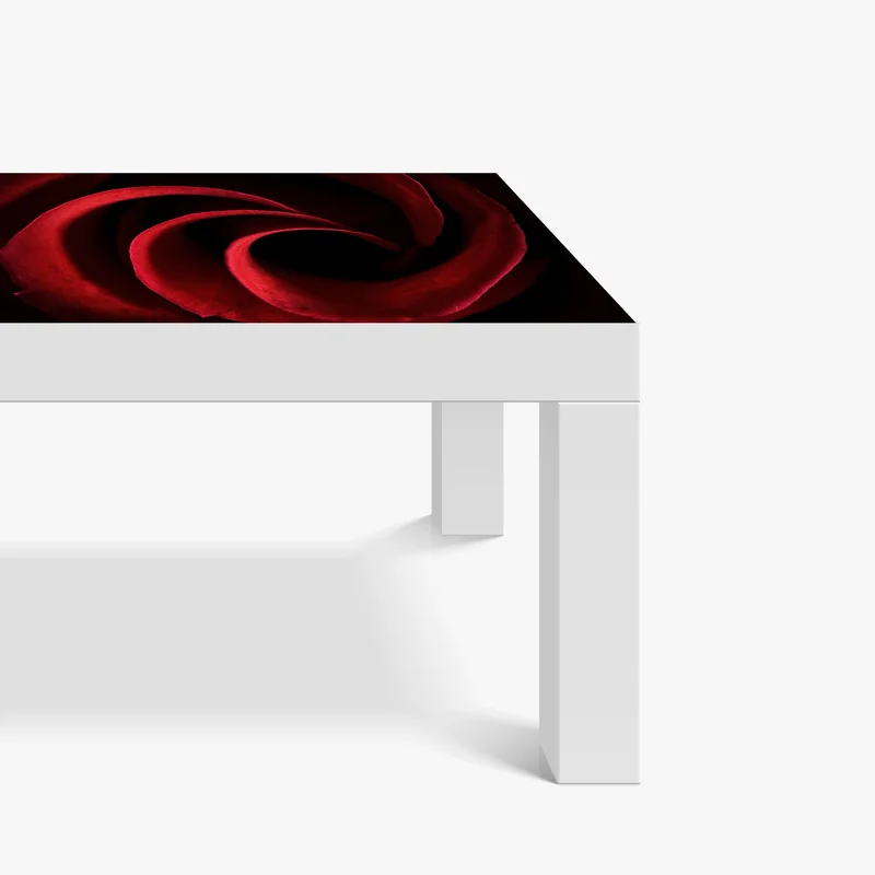 Tischaufkleber und Schreibtischaufkleber spirale aus tiefroten rosenblättern Tischaufkleber und Schreibtischaufkleber spirale aus tiefroten rosenblättern