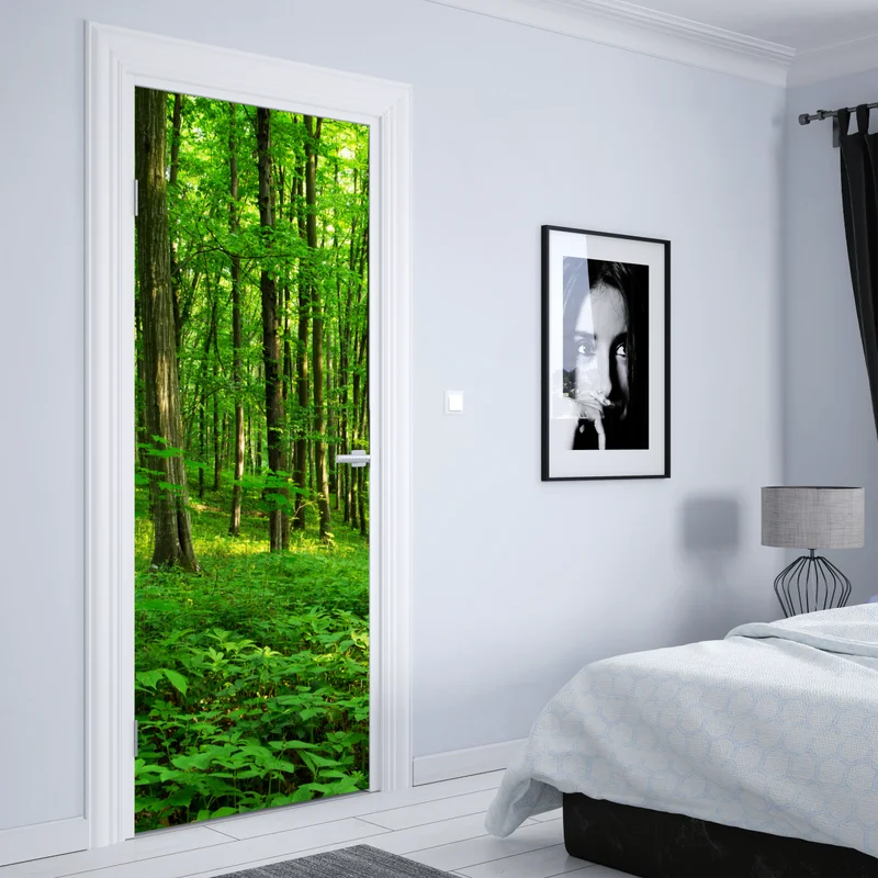 Türaufkleber sonniger grüner wald im frühling