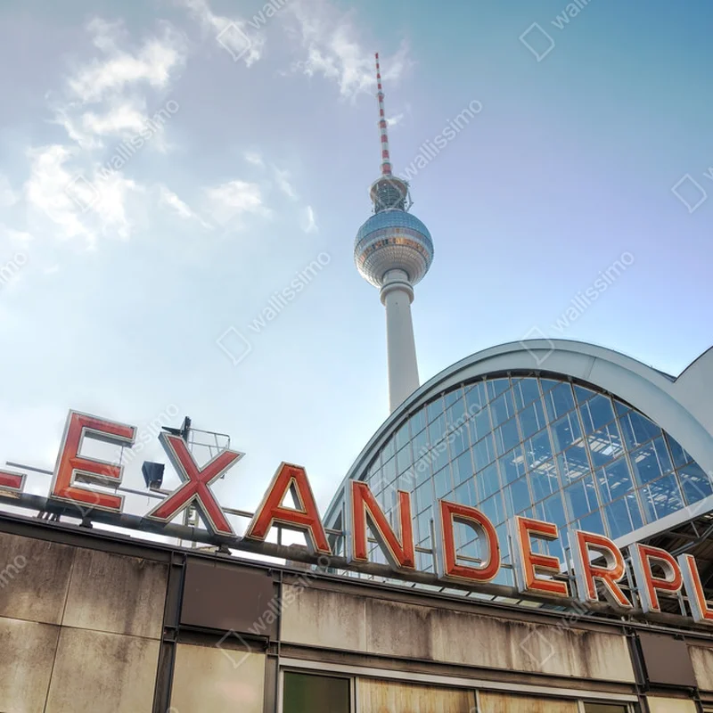 Leinwandbild U-Bahnhof Alexanderplatz • Leinwandbilder bei Wallnifity® Leinwandbild U-Bahnhof Alexanderplatz • Leinwandbilder bei Wallnifity®