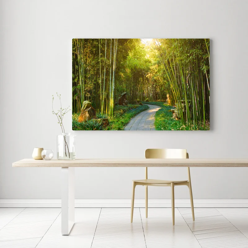 Leinwandbild ruhiger bambuswald mit pfad Leinwandbild ruhiger bambuswald mit pfad
