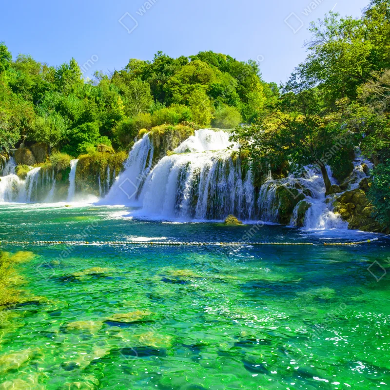 Poster smaragdgrüner wasserfall Poster smaragdgrüner wasserfall