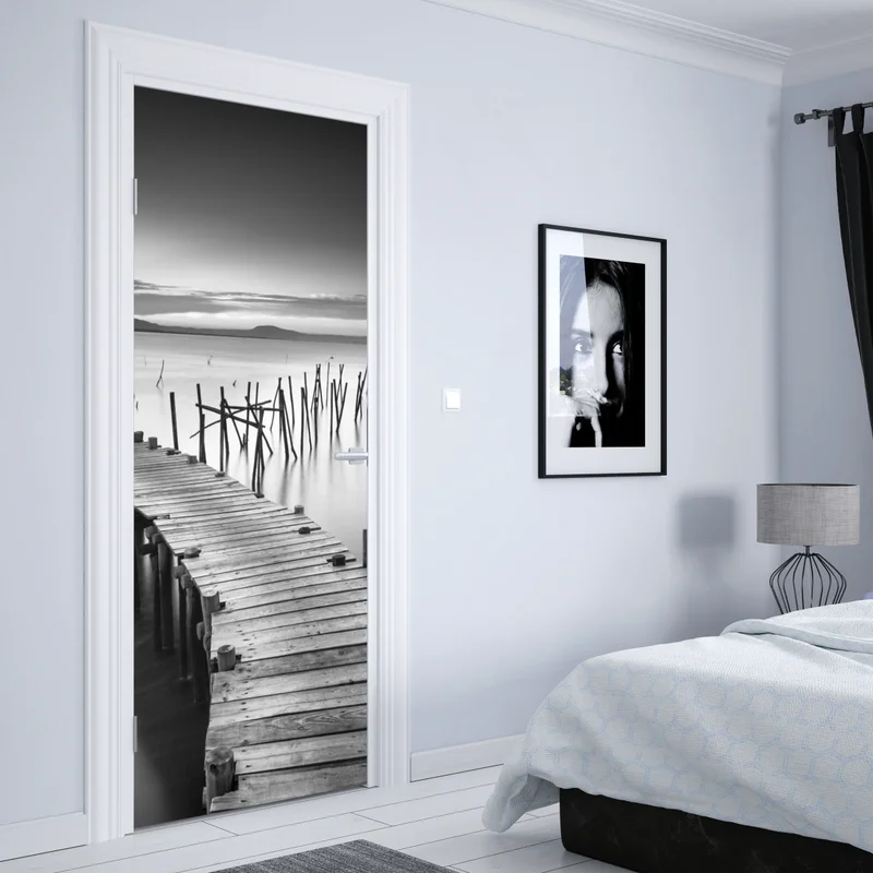 Türaufkleber ruhiger hölzerner steg bei dämmerung