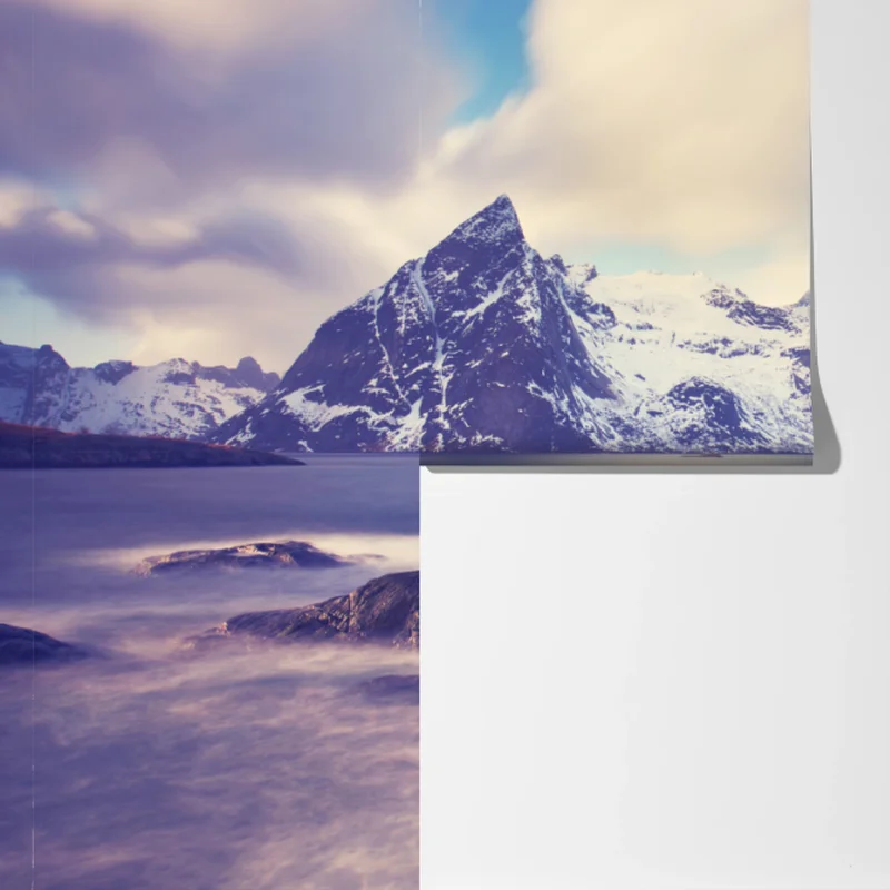 Fototapete küstengebirge mit roten hütten Fototapete küstengebirge mit roten hütten