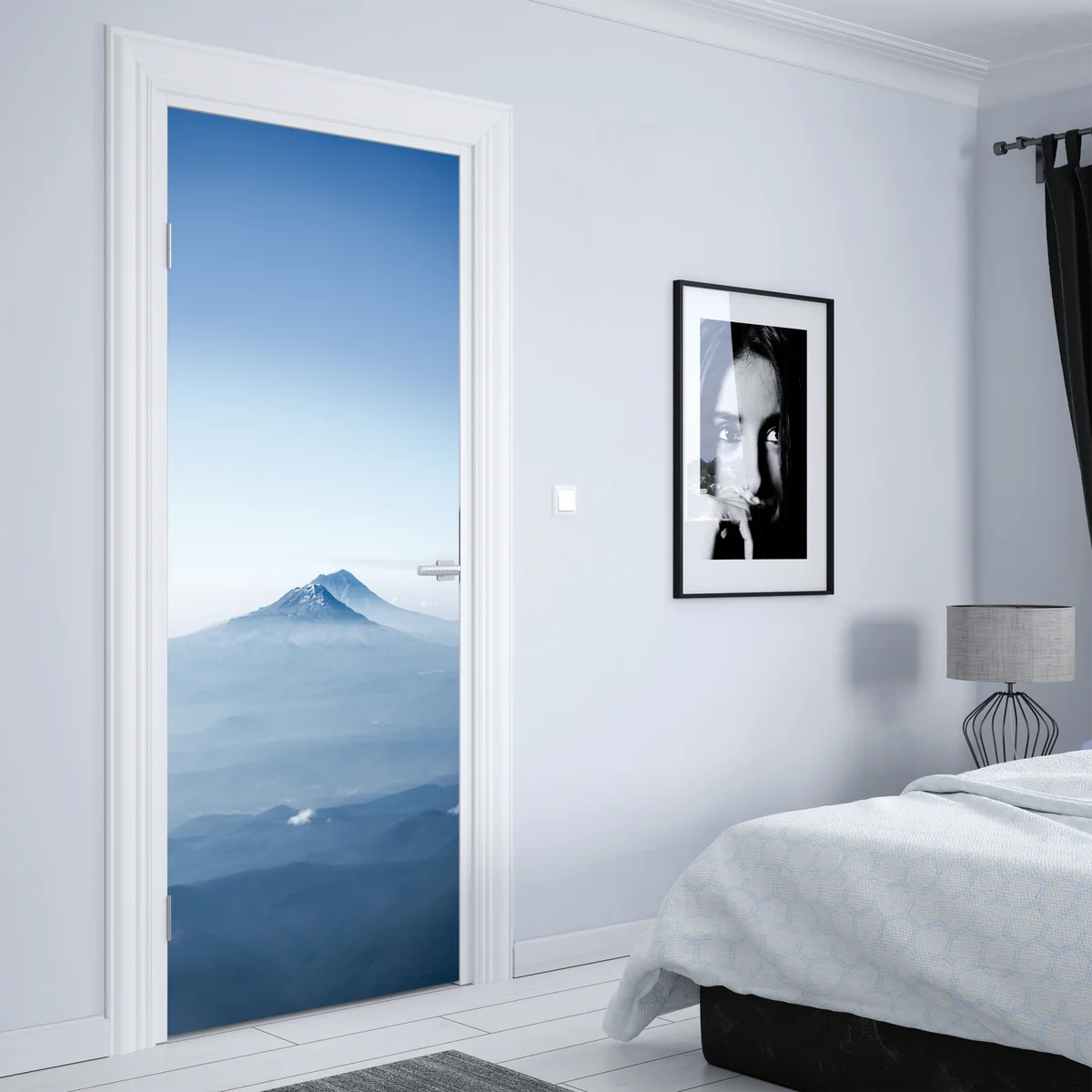 Türaufkleber neblige blaue berggipfel Türaufkleber neblige blaue berggipfel