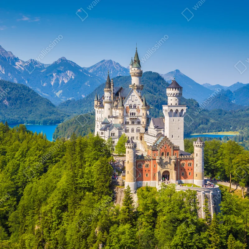 Fototapeta zamek Neuschwanstein w alpejskim krajobrazie Fototapeta zamek Neuschwanstein w alpejskim krajobrazie
