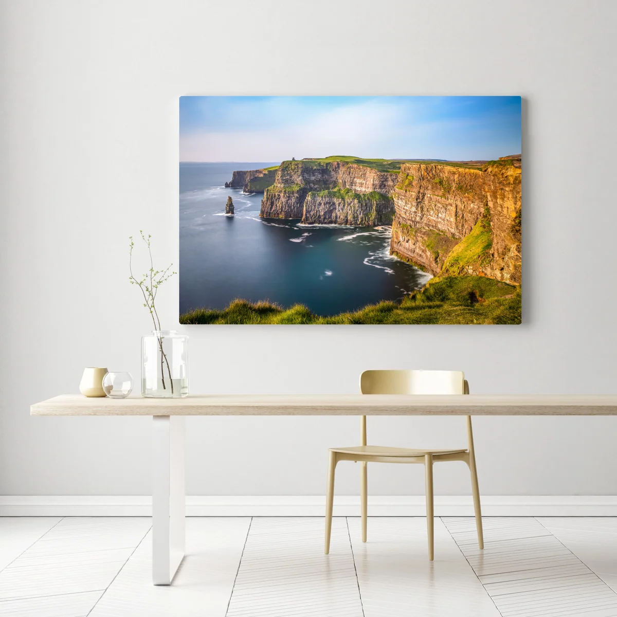 Leinwandbild majestätische küstenklippen über tiefblauem meer Leinwandbild majestätische küstenklippen über tiefblauem meer