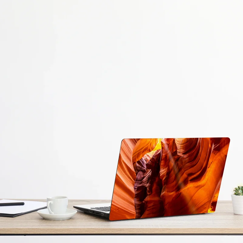 Naklejka na laptopa Kanion Antylopy światło i pofałdowane piaskowce