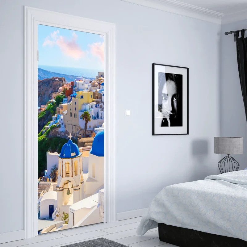 Türaufkleber Santorini blaue kuppeln und weiße häuser