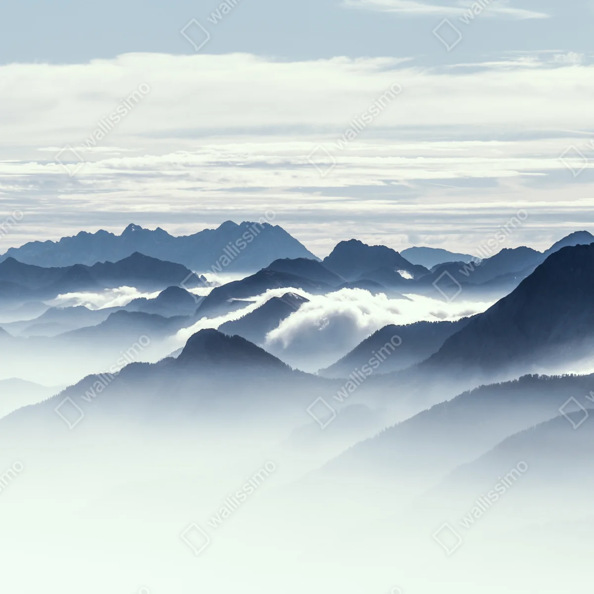 Leinwandbild neblige bergschichten im morgenlicht Leinwandbild neblige bergschichten im morgenlicht