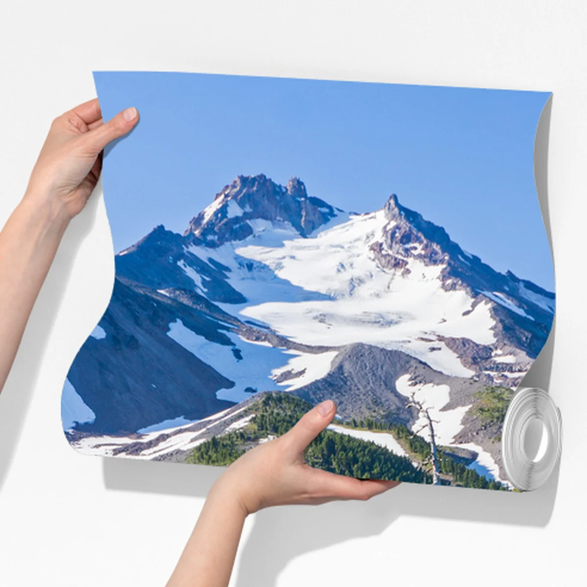 Fototapete ruhiger bergsee mit spiegelndem bergpanorama Fototapete ruhiger bergsee mit spiegelndem bergpanorama
