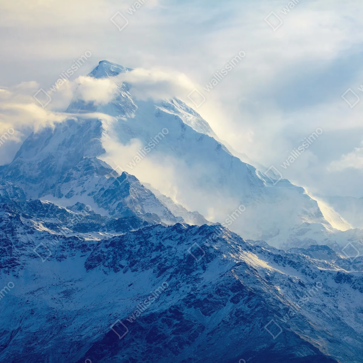Fototapete majestätischer schneebedeckter berggipfel Fototapete majestätischer schneebedeckter berggipfel