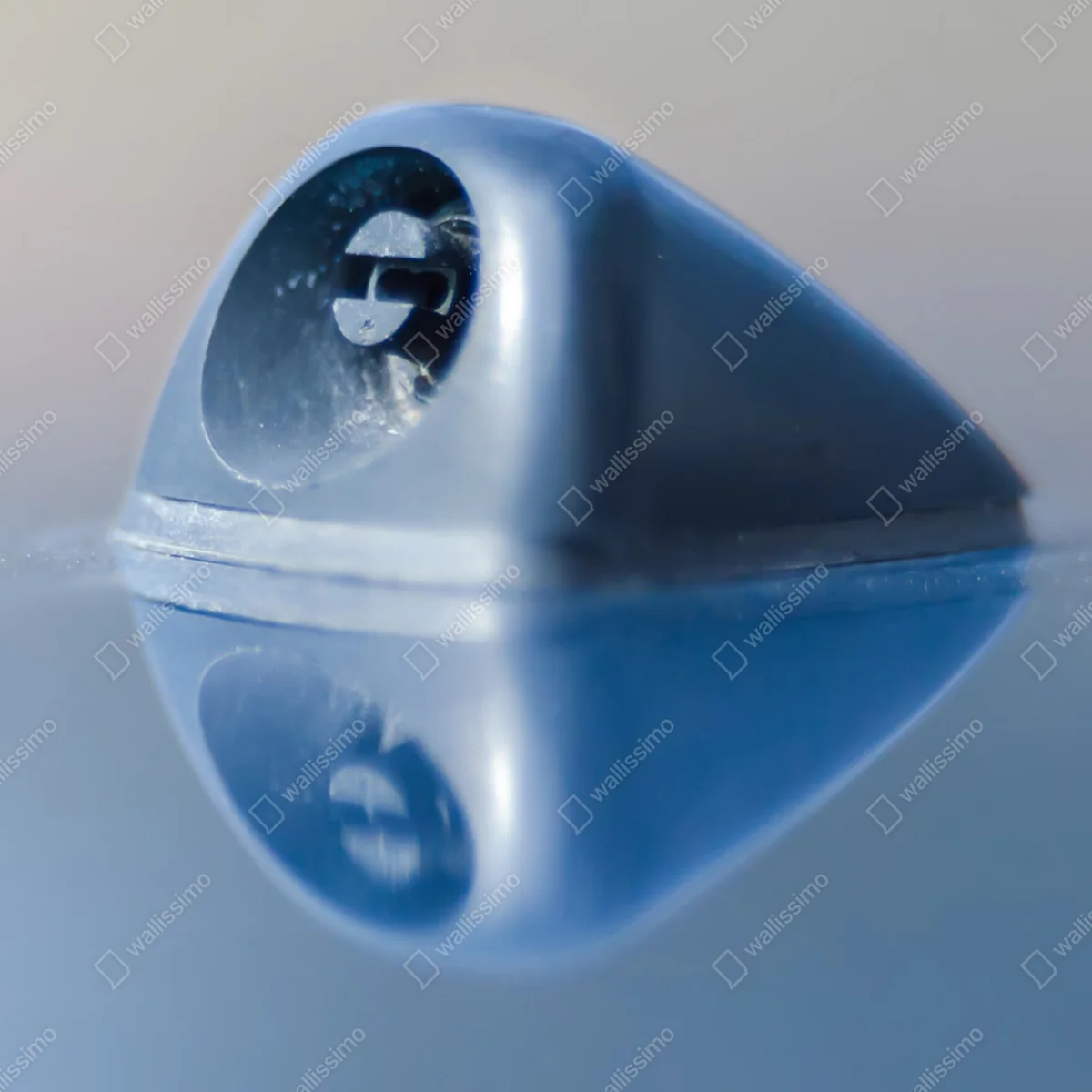 Leinwandbild Scheibenwaschdüse auf Motorhaube montiert • Leinwandbilder bei Wallnifity® Leinwandbild Scheibenwaschdüse auf Motorhaube montiert • Leinwandbilder bei Wallnifity®