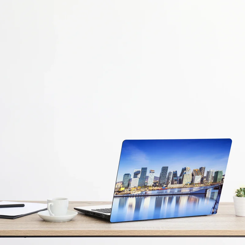 Laptop-Aufkleber moderne ufer skyline mit spiegelungen
