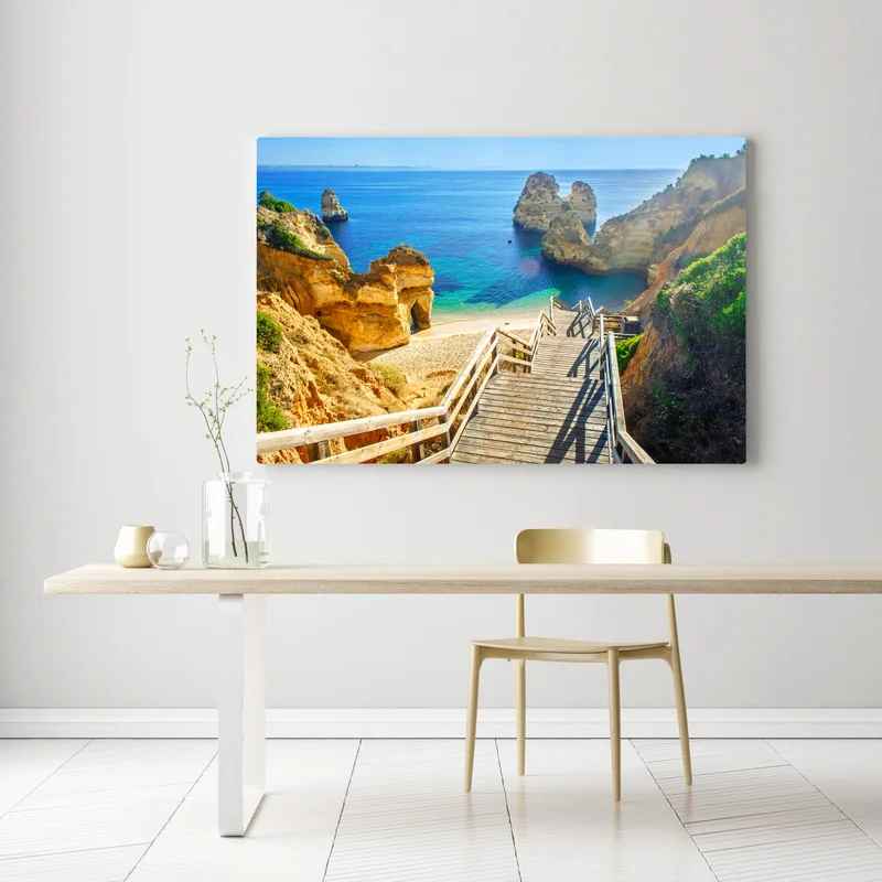 Leinwandbild sonnige treppe zur türkisfarbenen bucht Leinwandbild sonnige treppe zur türkisfarbenen bucht