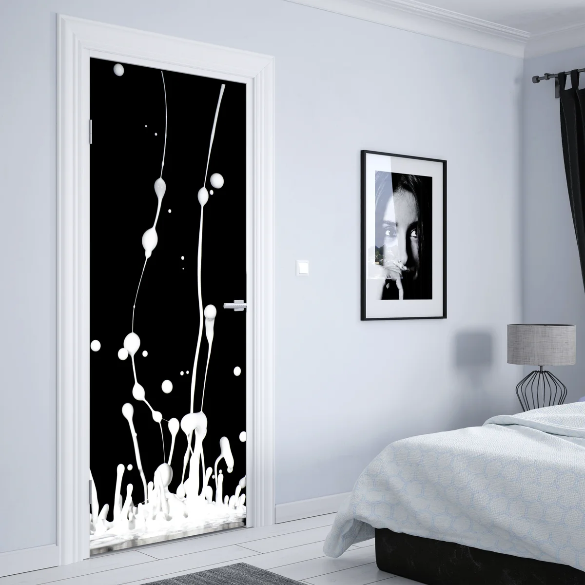 Türaufkleber weiße flüssigkeitsspritzer auf schwarzem hintergrund Türaufkleber weiße flüssigkeitsspritzer auf schwarzem hintergrund