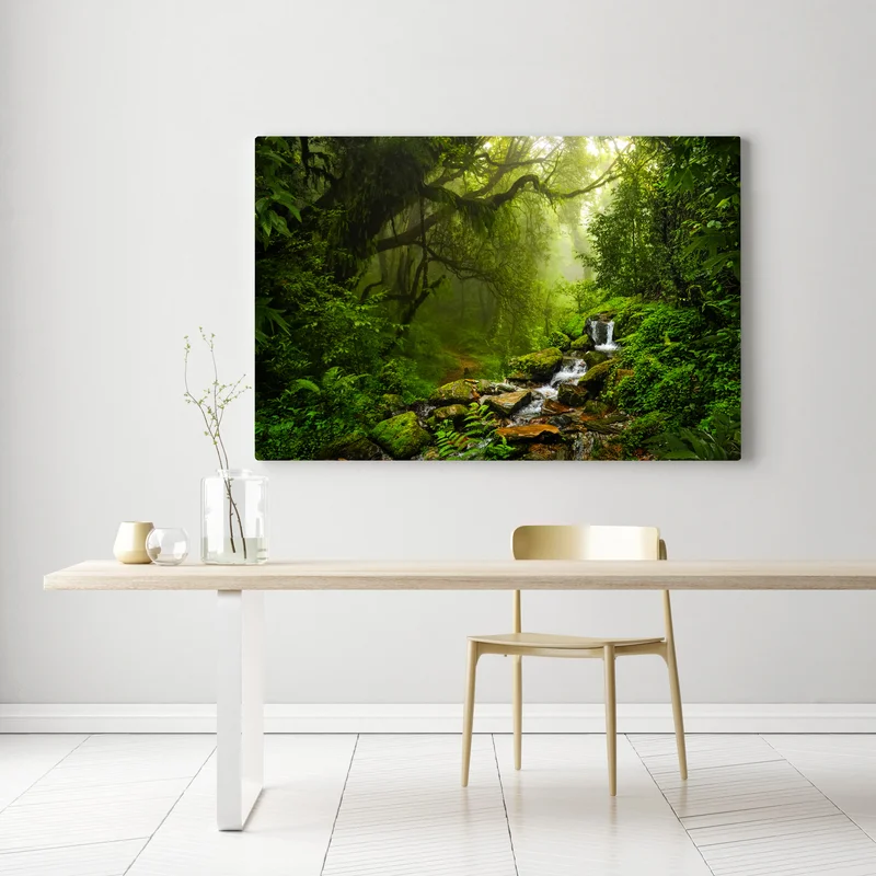 Leinwandbild üppiger nebliger waldwasserfall Leinwandbild üppiger nebliger waldwasserfall