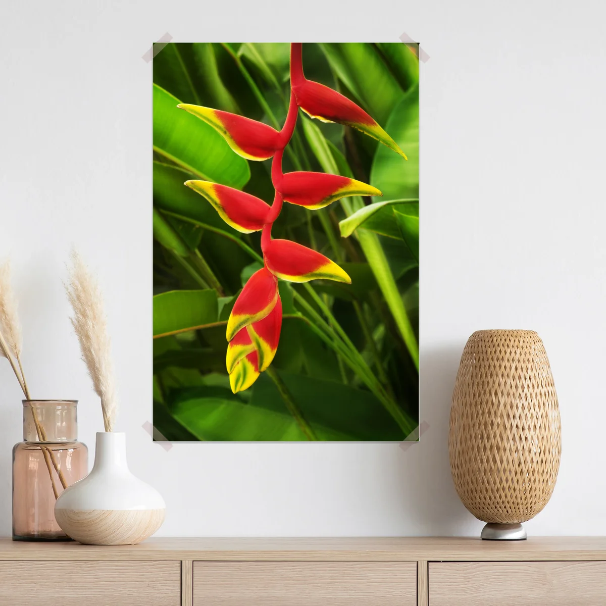 Poster leuchtende heliconia im tropischen laub Poster leuchtende heliconia im tropischen laub